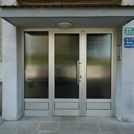Apartman Mima Karlovac Exterior photo